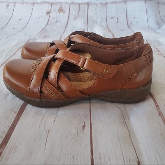 Clarks Mary Janes Leather Slip-Ons Women’s Size 6.5 NIB - Picture 9 of 11